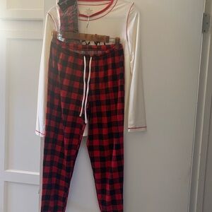 Cuddl Duds White Top with Red Trim & Red and Black Plaid Pajama Set